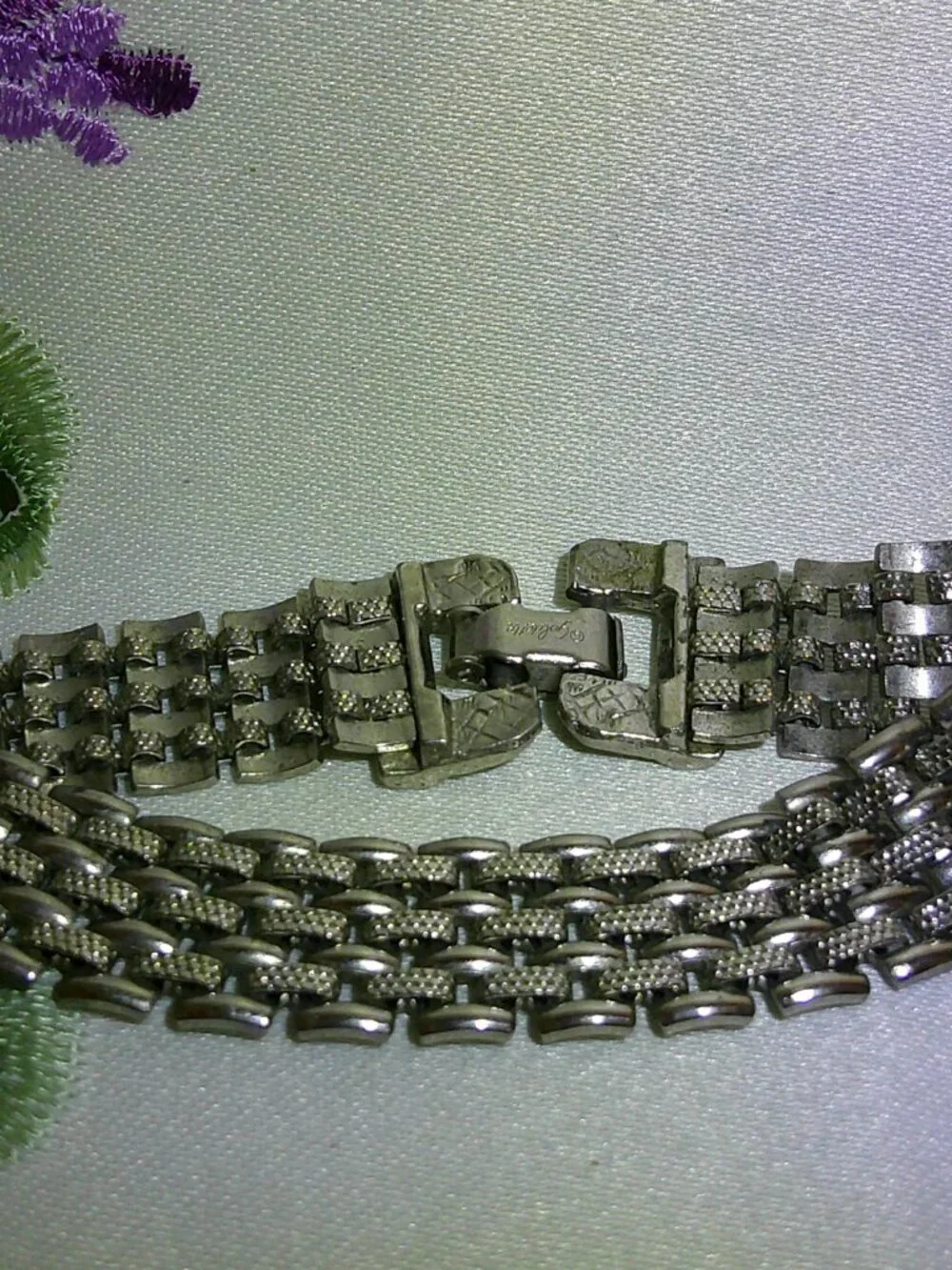 Vintage Goldette NY Bracelet Panther Link Silver Tone 7-1/4